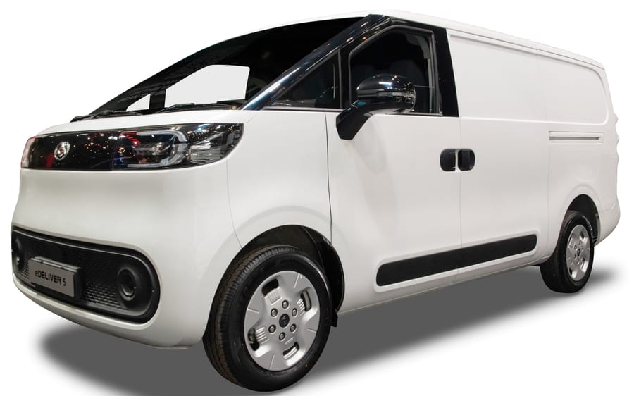LDV eDeliver 5 64 kWh SWB Low Roof