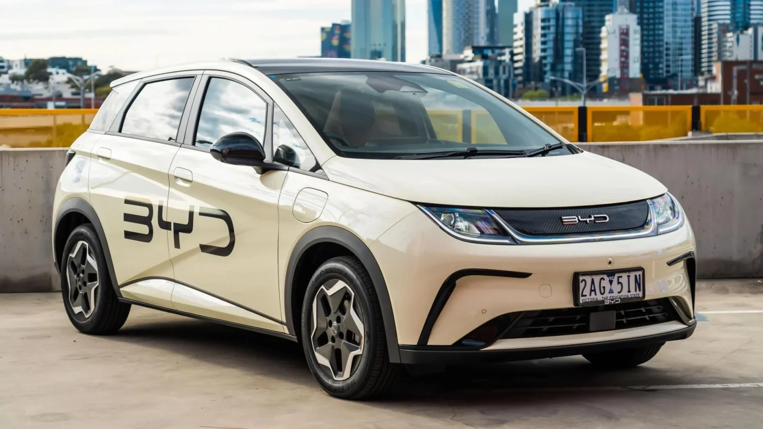 2025 BYD Dolphin