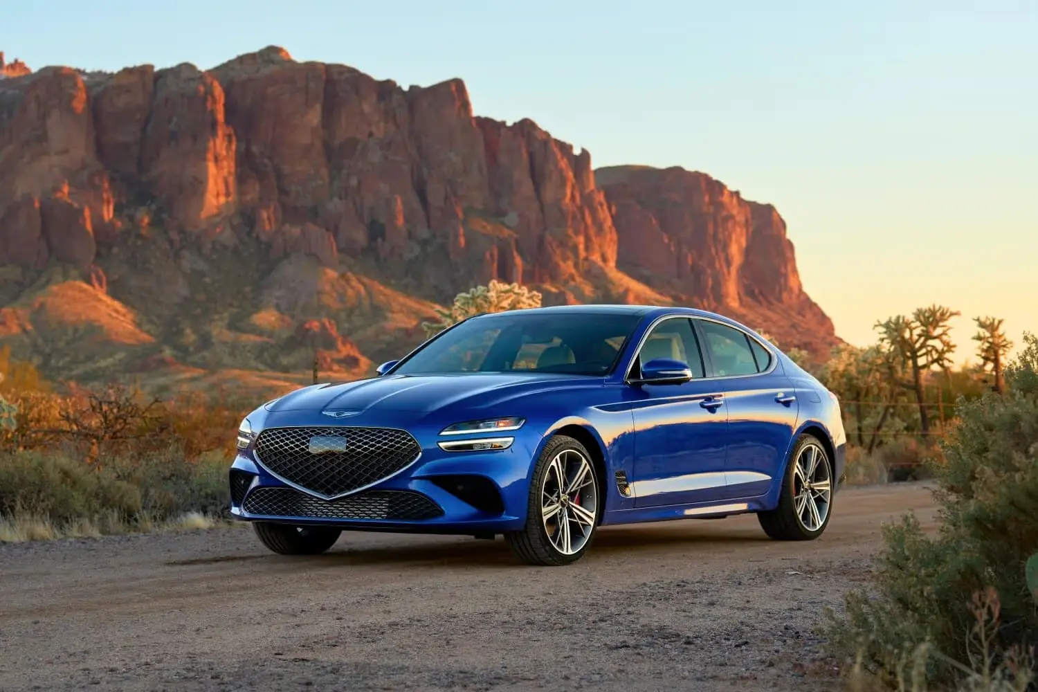 2025 GENESIS G70