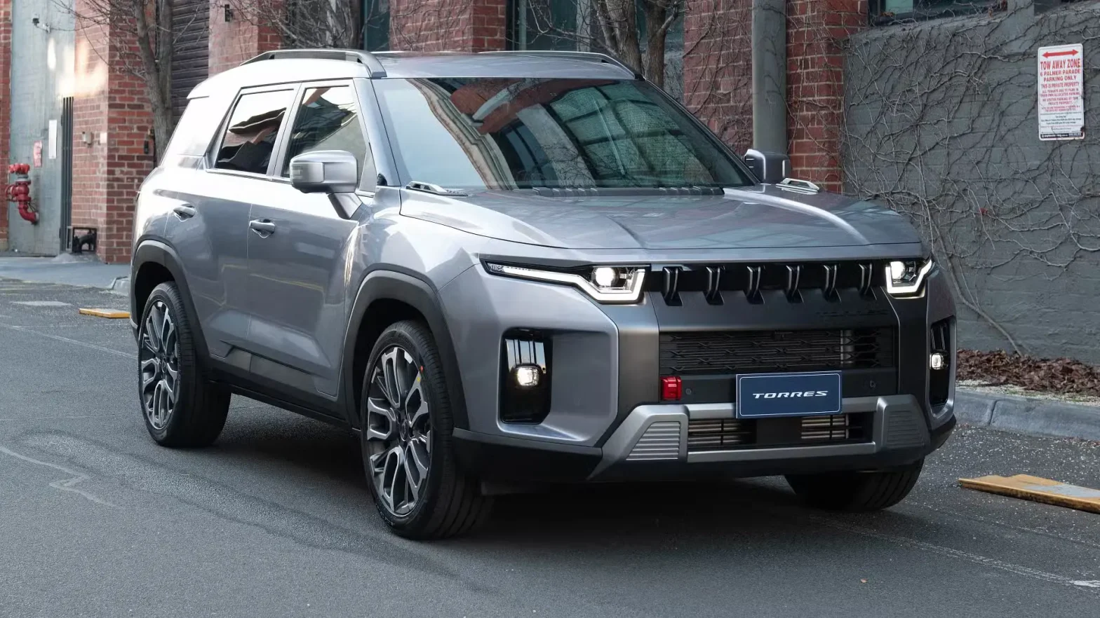 2025 SSANGYONG Torres
