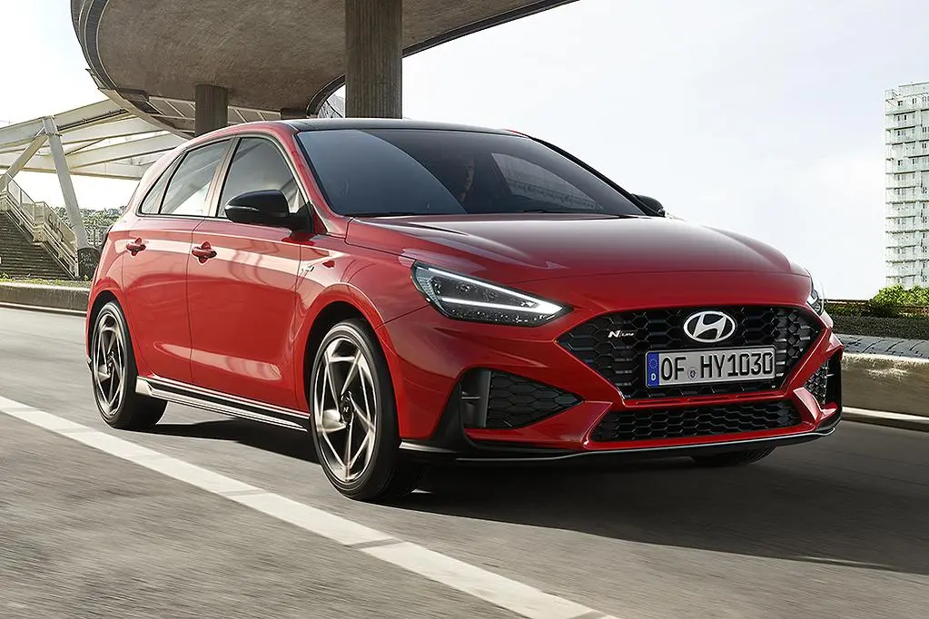 2025 HYUNDAI i30