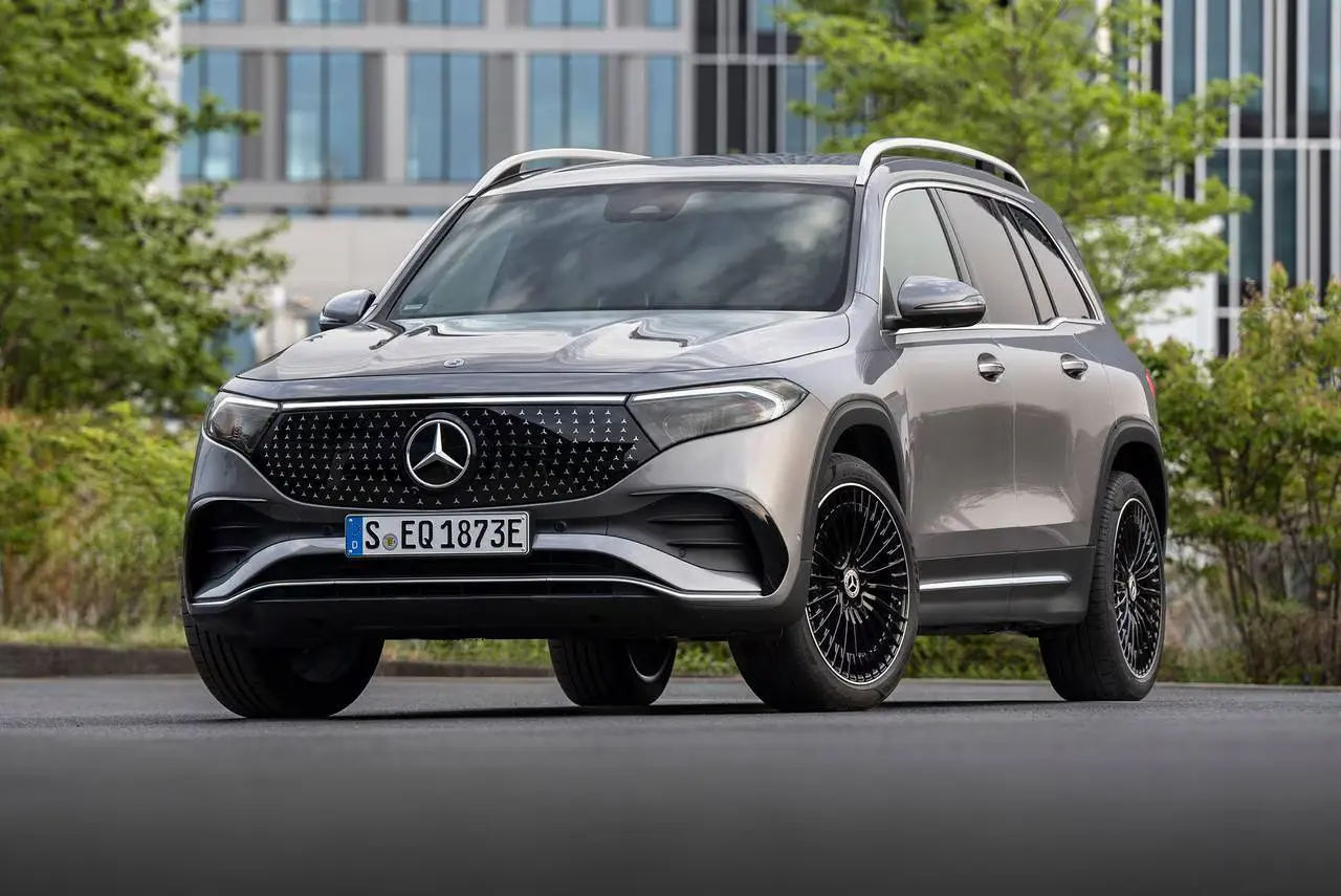 2025 MERCEDES Eqb