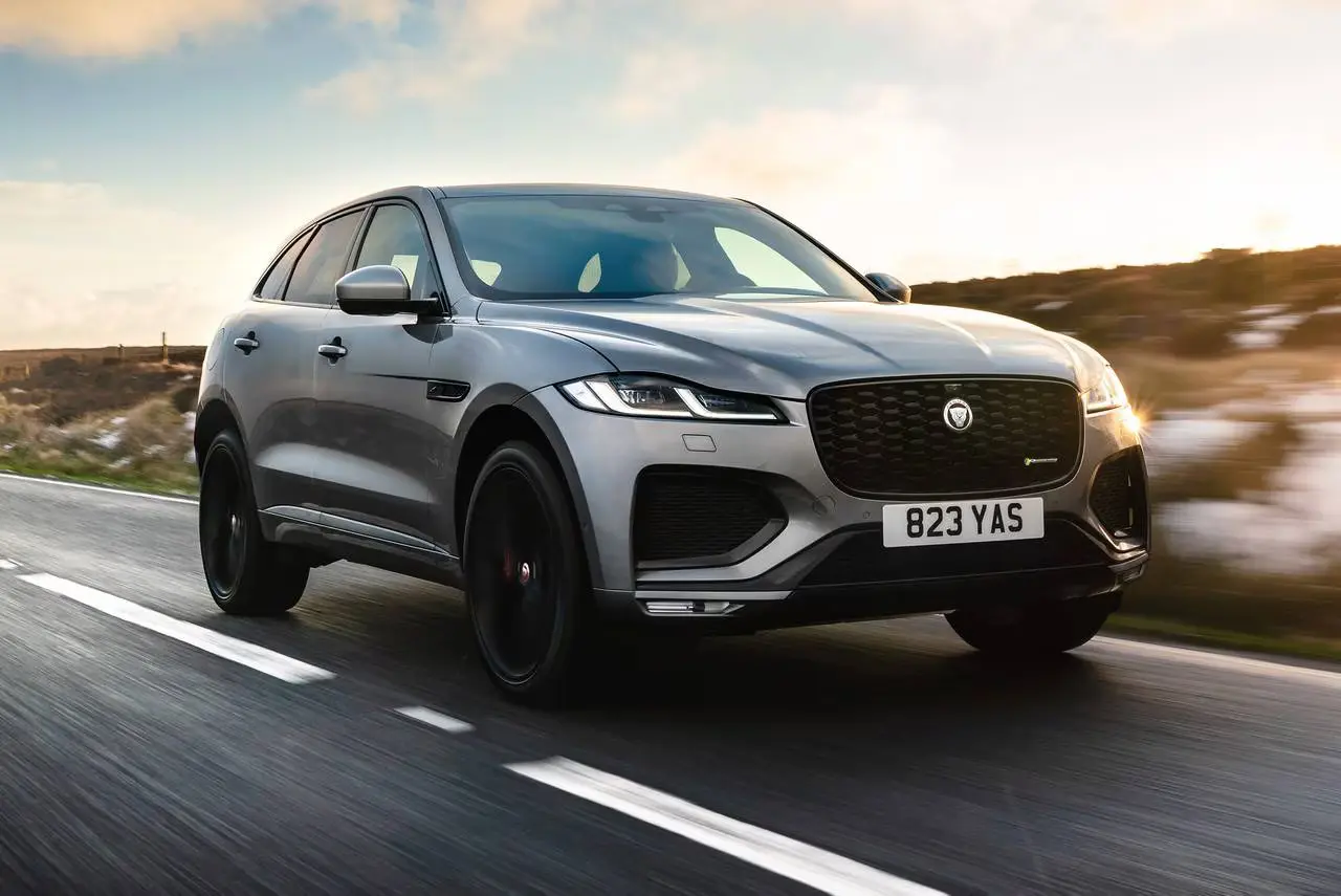 2025 JAGUAR F-pace